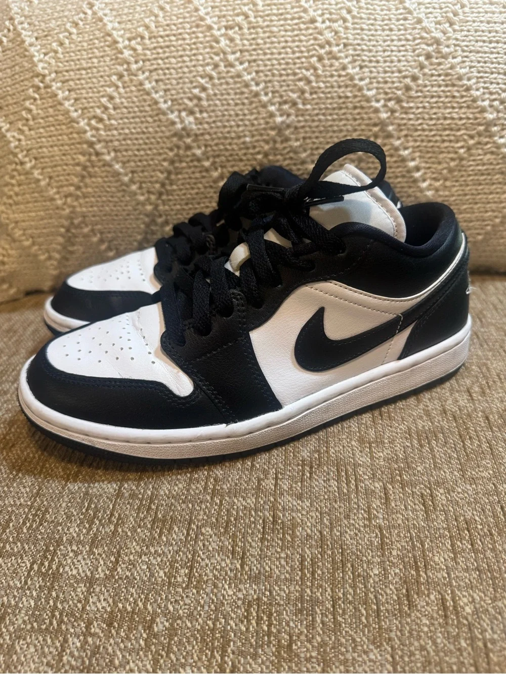 Women’s Air Jordan 1 Low Panda SIZE 6.5